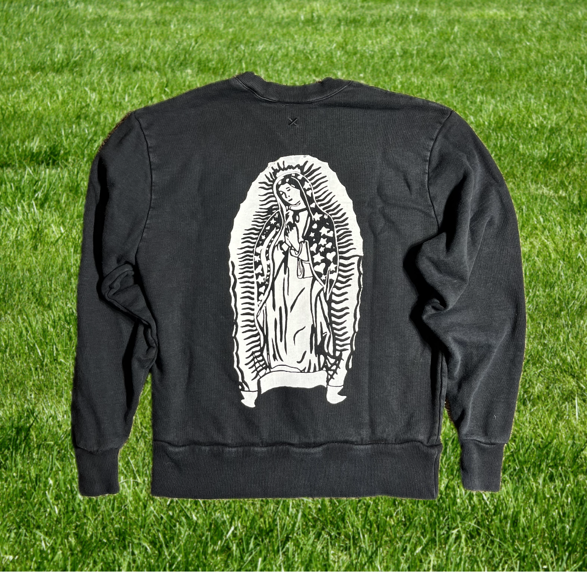 Xs black crewneck