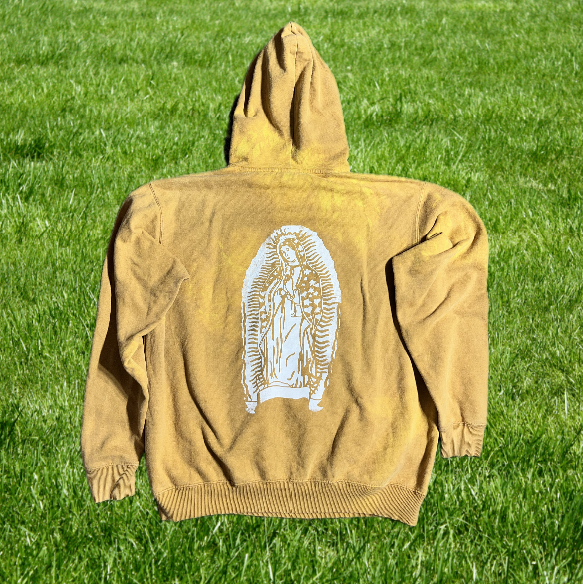L yellow hoodie
